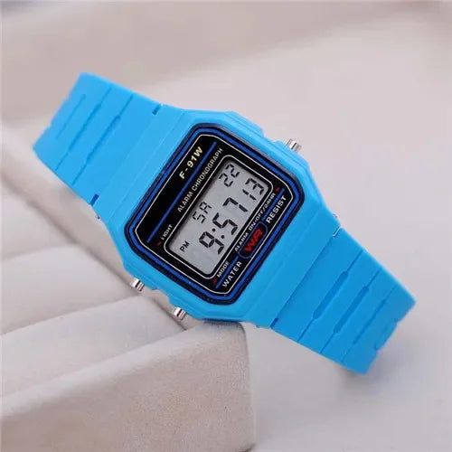 Retro unisex Square Electronic Watches Digital Display